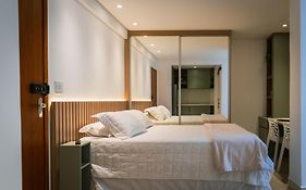 Loft 1109 Luxo com Piscina, Wi-Fi rápido, Cama Queen, Próx Tiradentes, COM Vaga de Garagem